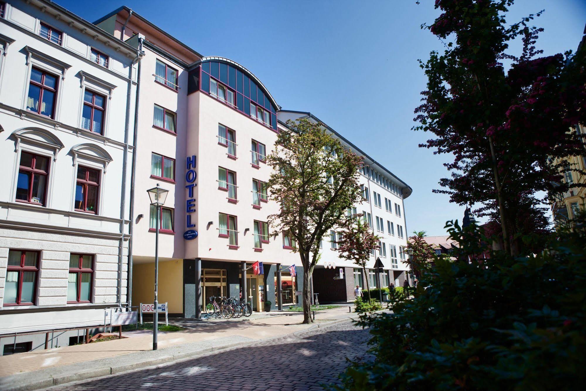 Hotel Am Jungfernstieg Stralsund Exterior foto