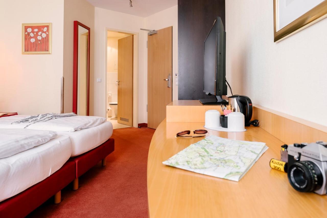 Hotel Am Jungfernstieg Stralsund Exterior foto